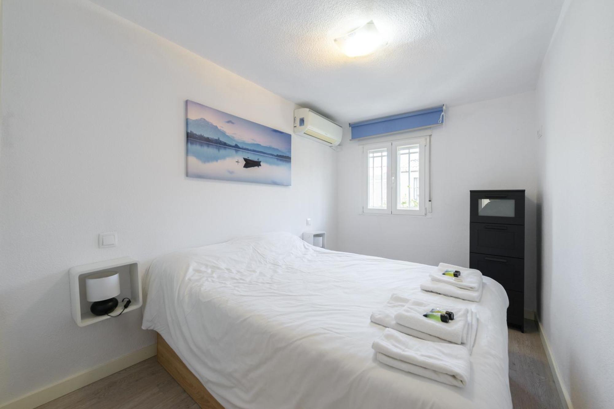 Sabadell Calle, Casa Familiar De 3 Dormitorios Con Terraza Junto Metro Fuencarral Madrid Exterior foto