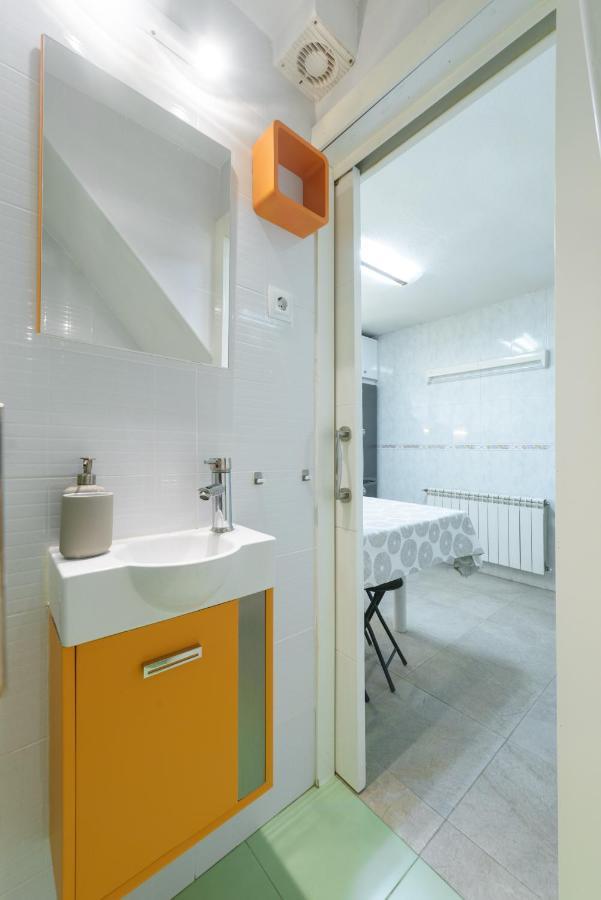 Sabadell Calle, Casa Familiar De 3 Dormitorios Con Terraza Junto Metro Fuencarral Madrid Exterior foto
